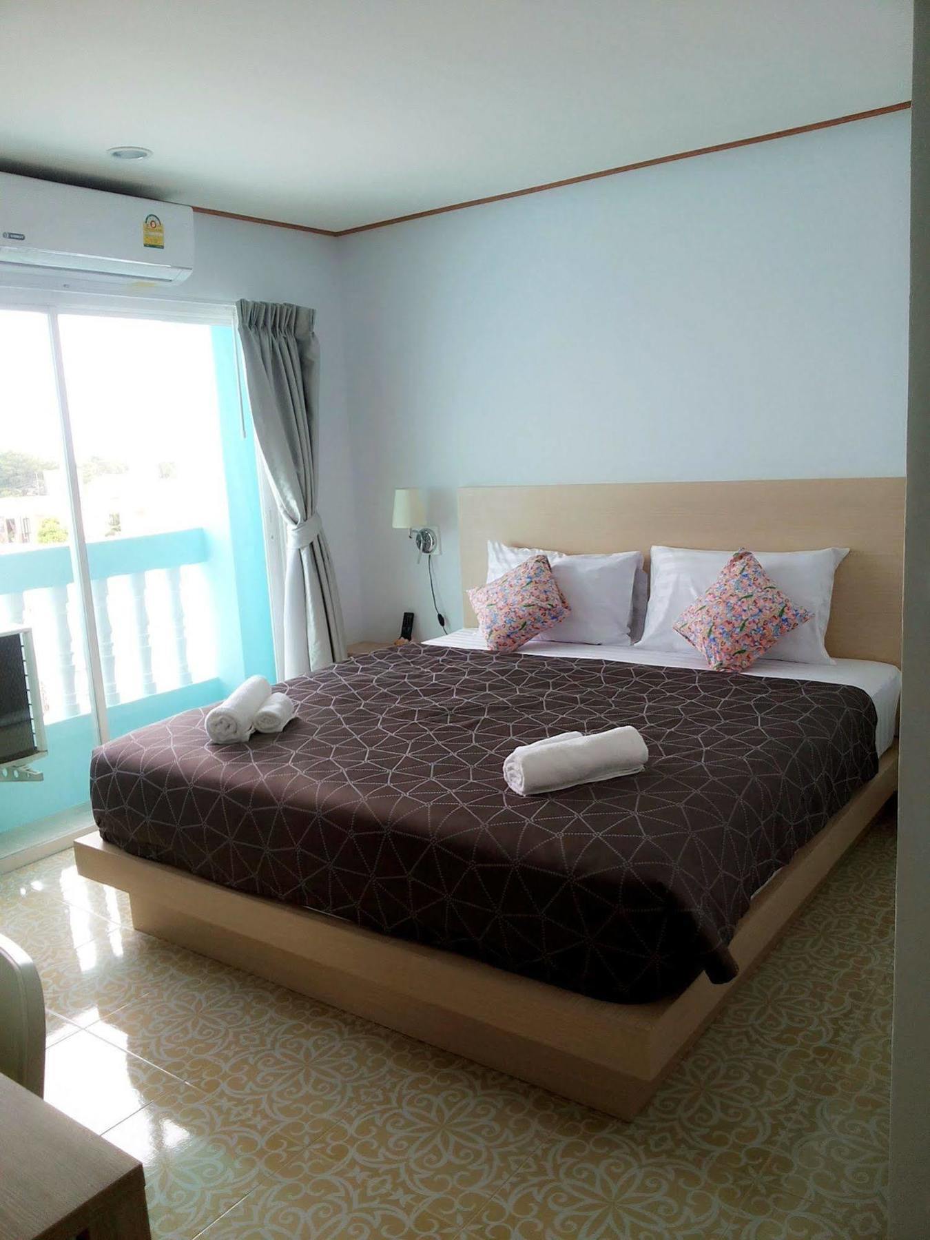 The Duck Hotel Phuket Exterior photo